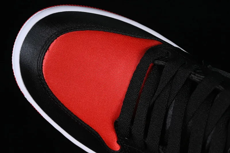 All Categories Air Jordan Jordan Series Basketball Shoes Air Jordan 1 High Air Jordan 1 High OG "Satin Bred" AJ1 Joe 1 Silk Forbidden Wear FD4810-061